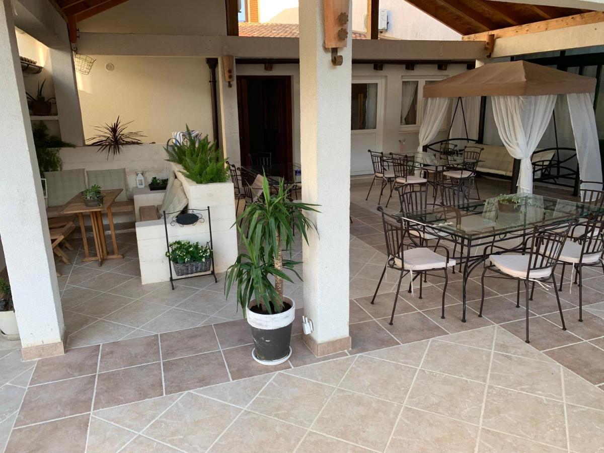 זאדאר Apartments Rita מראה חיצוני תמונה